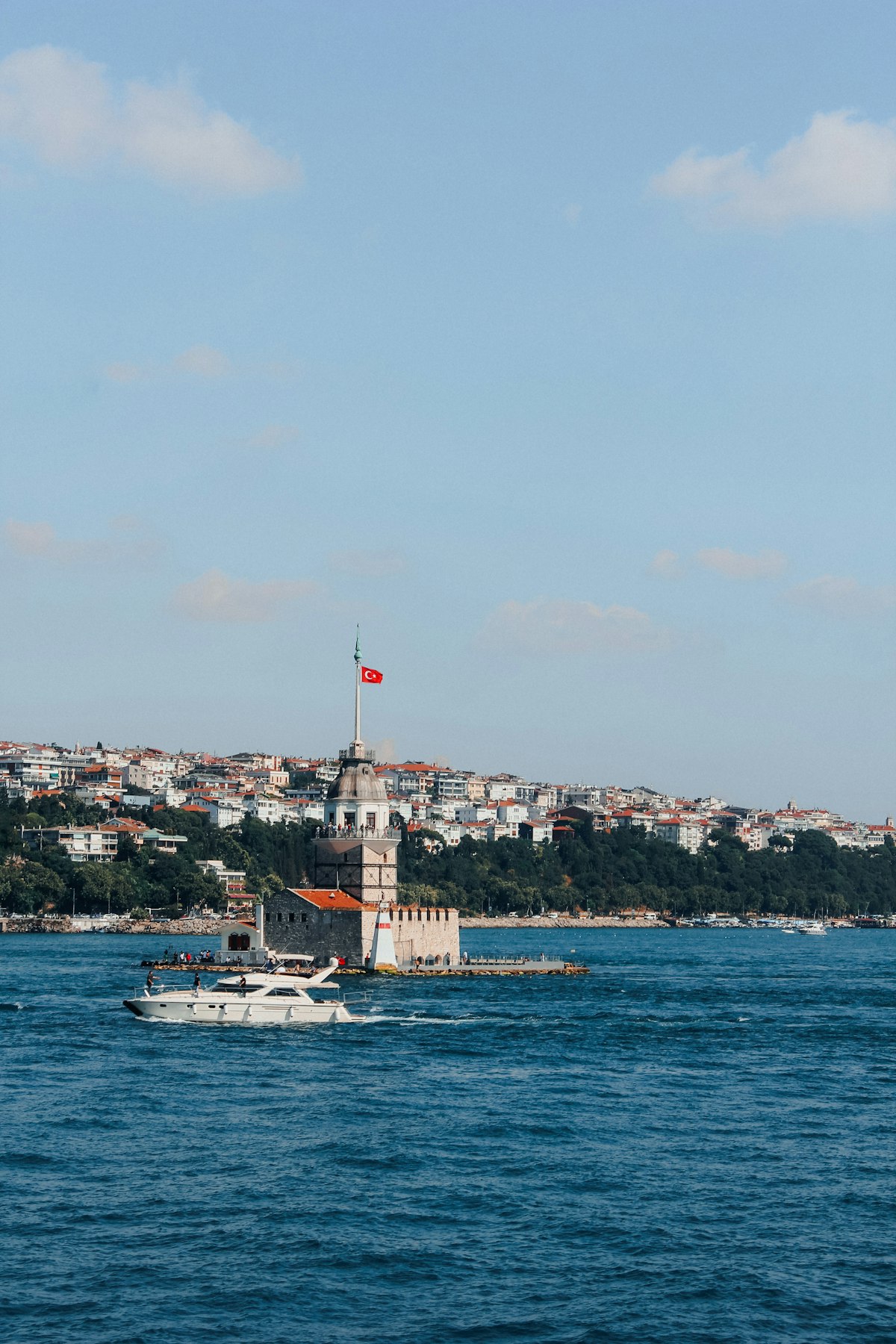 Theodosius Limanı Batıkları: Marmara Çamurunda Korunan 37 Antik Ticaret Gemisi