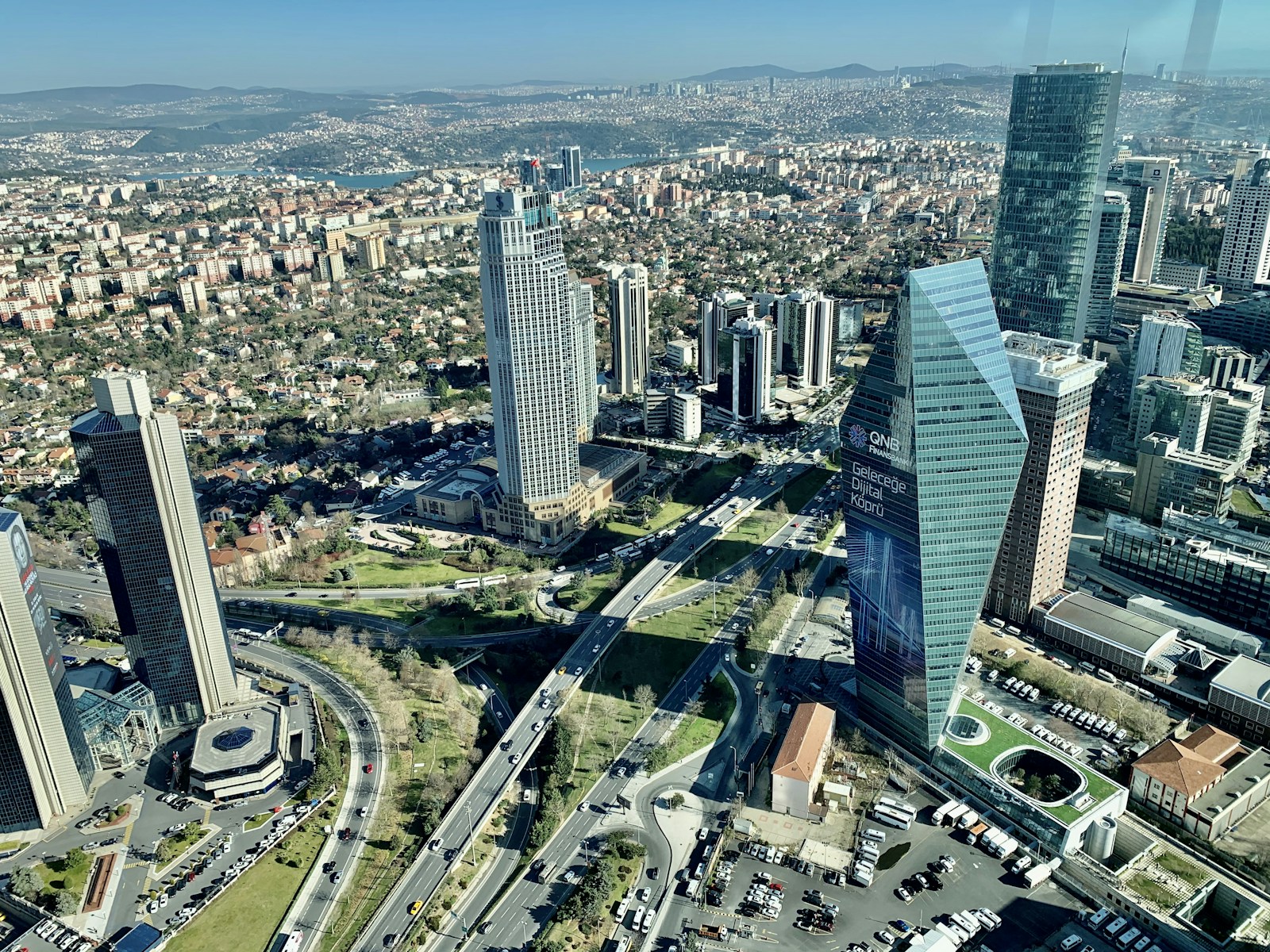 Hilton Oteli ve Harbiye Kongre Vadisi: Türkiye’nin İlk Uluslararası Modernist Yapısı